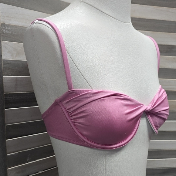Tunneled Twist Front Bikini Top | Kona Sol | 34DD - Picture 5 of 9